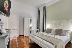 ATRHOME Frattina Luxury