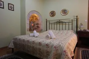 Polyxenia Hotel - Kiveri