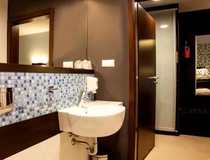 Hotton Hotel