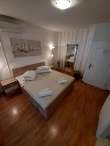 Apartments Adria - 亚德里亚