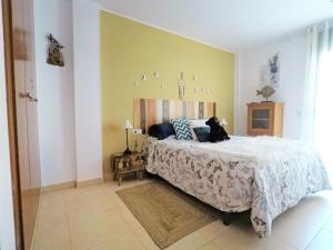 Apartment La Platja by Interhome