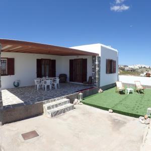 Pinelope House Paros Greece