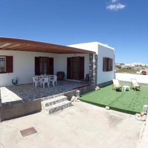 Pinelope House Paros Greece