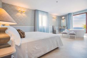 Marina Holiday Hotel & Spa