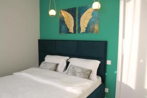 Krtsanisi apartment with pool