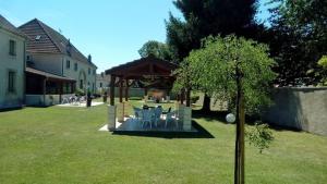 Maisons d'hotes Le Domaine des Papillons : photos des chambres