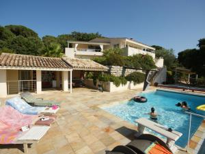 Villas Plushy Villa in La Croix Valmer with private pool : photos des chambres