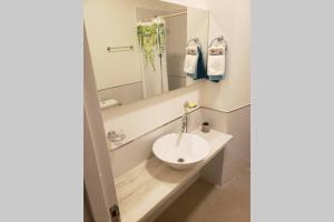 Vivienda con hermosas vistas, al pie del cerro