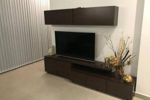 Vivienda con hermosas vistas, al pie del cerro