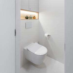 Fully renovated stylish duplex in a convenient location