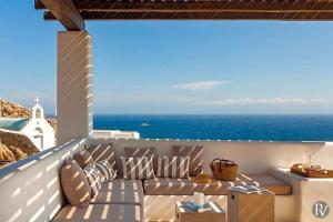 Costa Ilios Villa Sleeps 16 with Pool and Air Con Myconos Greece