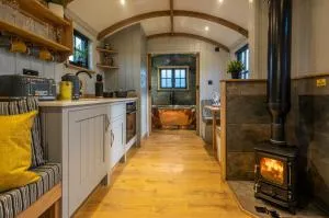 Monkwood Shepherds Hut - Ockeridge Rural Retreats - Stanford on Teme