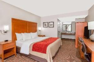 Room #27830908 room in Days Inn by Wyndham Williamsburg Historic Area