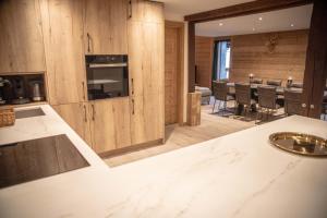 Appartements Nouveau et spacieux, Place de l'Eglise et terrasse privative : photos des chambres