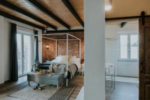Barn retreat in Italys UNESCO wine region