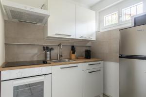 Rose Apartment by Quokka 360 - refined two-bedroom apartment with garden