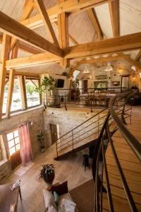 Gîte 2 La grange des hirondelles 3 lits doubles 6 adultes situé entre Bourgogne MORVAN et Vignoble Maison entière labellisée à Gîte de France sous 71 G 2005 labellisé 3 épis - Loft grand volume dans corps de ferme rénovée ANTULLY chez MAYMARD Yannick - Antully