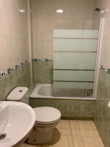 Twin Room room in Hostal Meseguer