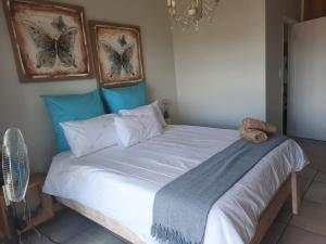 396 The Blyde Crystal Clear Lagoon 2 Bedroom Penthouse Apartment