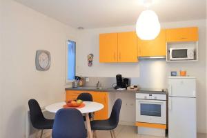 Appartements The patio of Saint Martin d'HeresGarden Free parking #F2 : photos des chambres
