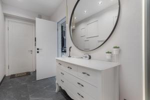 Bloody Lisa Design Apartment