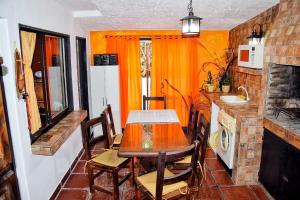 CASA FRENTE AL RIO Playas de Oro