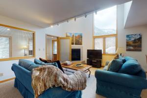 Four Bedroom House room in Spruce Park 4515F