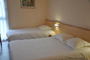 Hotels Hotel Cositel, Coutances : photos des chambres