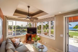 Keauhou Gardens Penthouse 22B at Kona Coast Resort