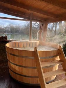 Vízparti Apartmanház