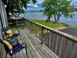 Mississippi River Cabin - Thomson
