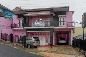 RedDoorz Syariah near Telaga Warna Dieng