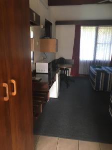 Peppercorn motor inn