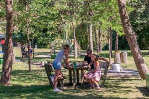 Campings Nantes Camping Le Petit Port : photos des chambres