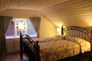 Cozy Farm Cottage near Romme Alpin and Other Outdoor Activities in Dalarna Free WIFI Free Parking