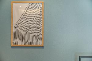 Brown Dot Hotel Signature