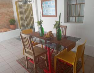 Porão reformado no centro de Floripa