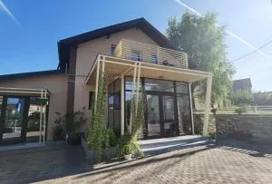 Pensiunea Prestige House - 阿尔杰什河畔库尔泰亚