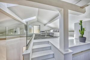 HOMESTWENTY3 - Home two