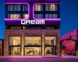 Room #159992922 room in Dream Hollywood