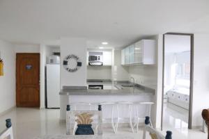 Despierta frente al hermoso mar de San Andres