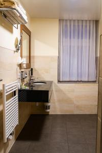 Double Room room in Hotel Blauer Engel