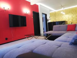 TOP CENTER spacious apartment with free parking