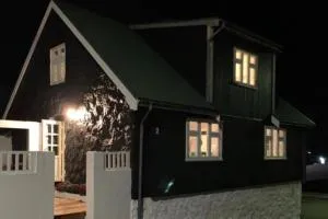 Peddastova in the heart of fishing village Skopun - Skálavík