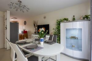 Appartements Swan - Appartement avec balcon proche plage Mers-les-Bains : photos des chambres