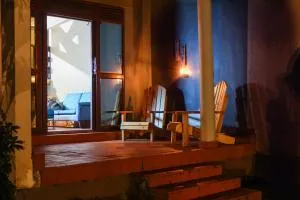 Kinzi Apartments Bar & Gardens - Bugembe