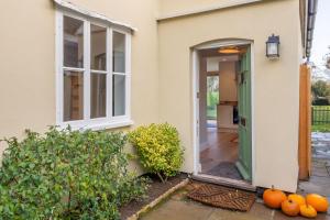 Gothic House Cottage