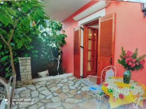 Soustas Apartments Paxoi Greece