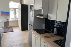 Magnifique Studio au 2ème étage, à proximité de la gare du midi!