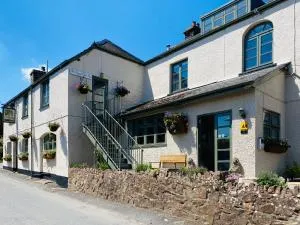 The Royal Oak Inn - Simonsbath